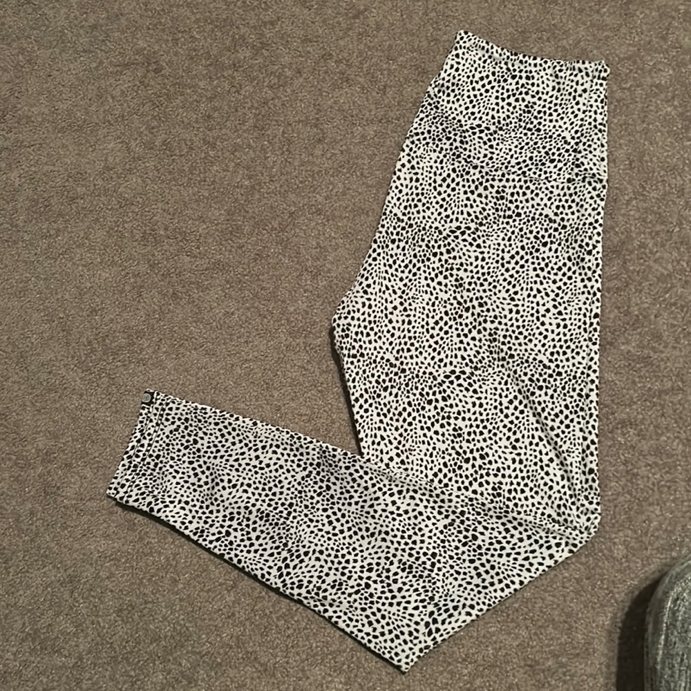 Onzie s/m high waisted leggings